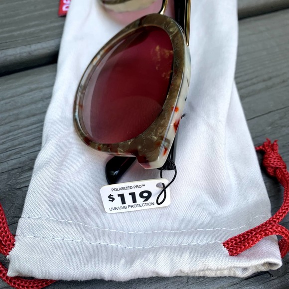 Women's Sunglasses Designer Look Del Sol Dream In Color Change Guarantee NEW - Picture 9 of 10